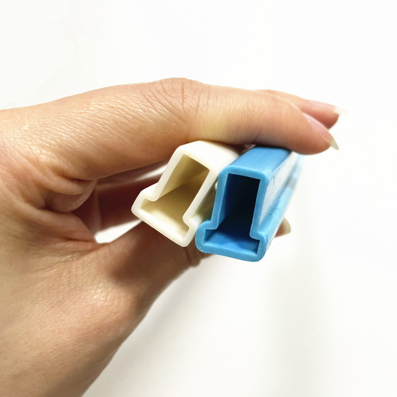 Self-piercing riveting system’s nail feeding tube